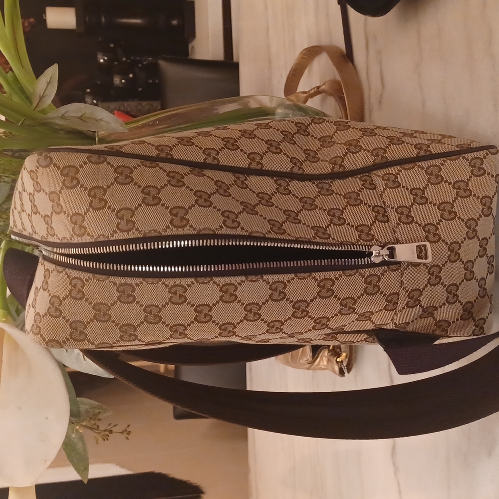 Authentic  gucci backpack - Picture 9 of 10